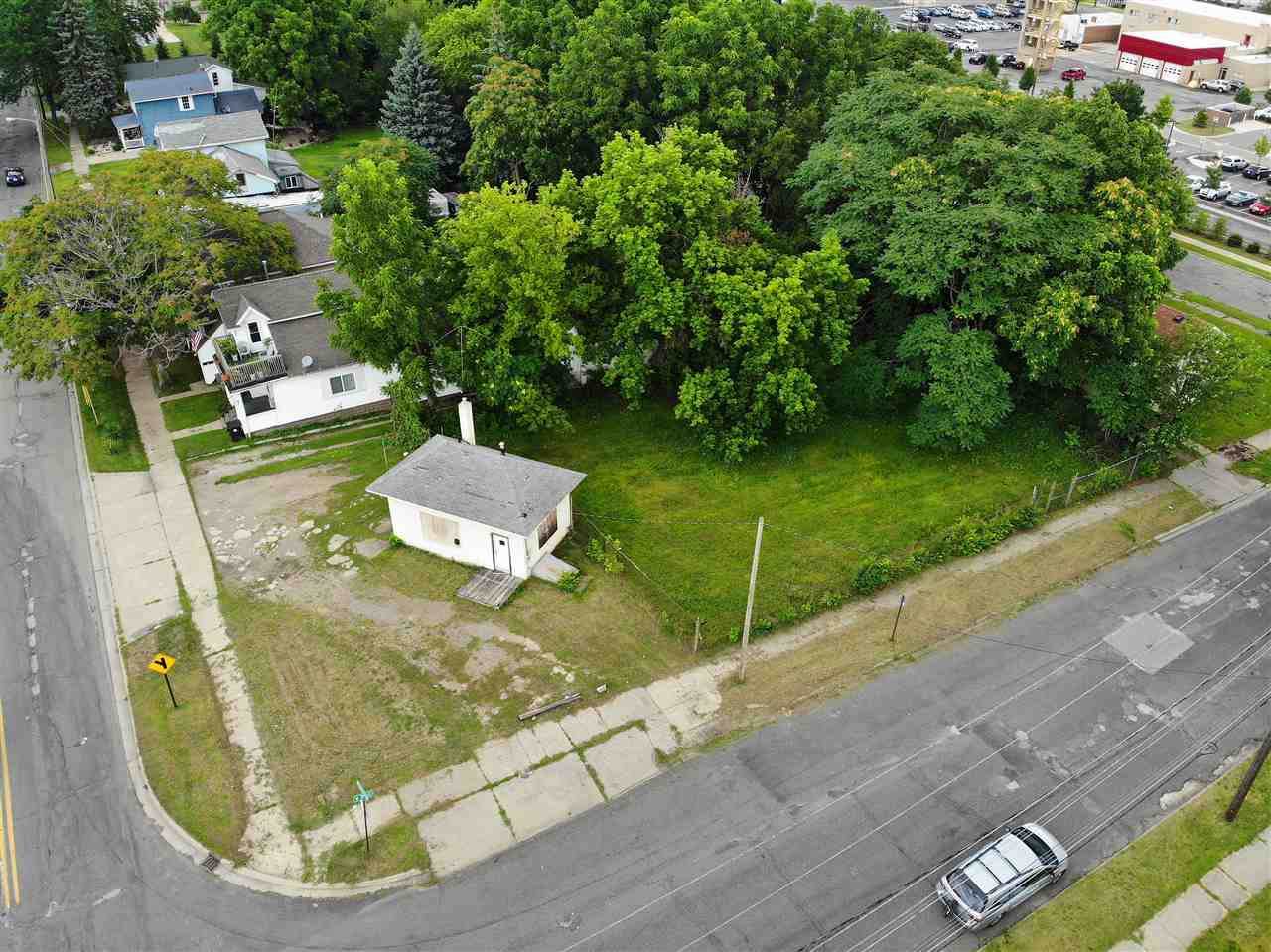 240 Trail St - Photo 1