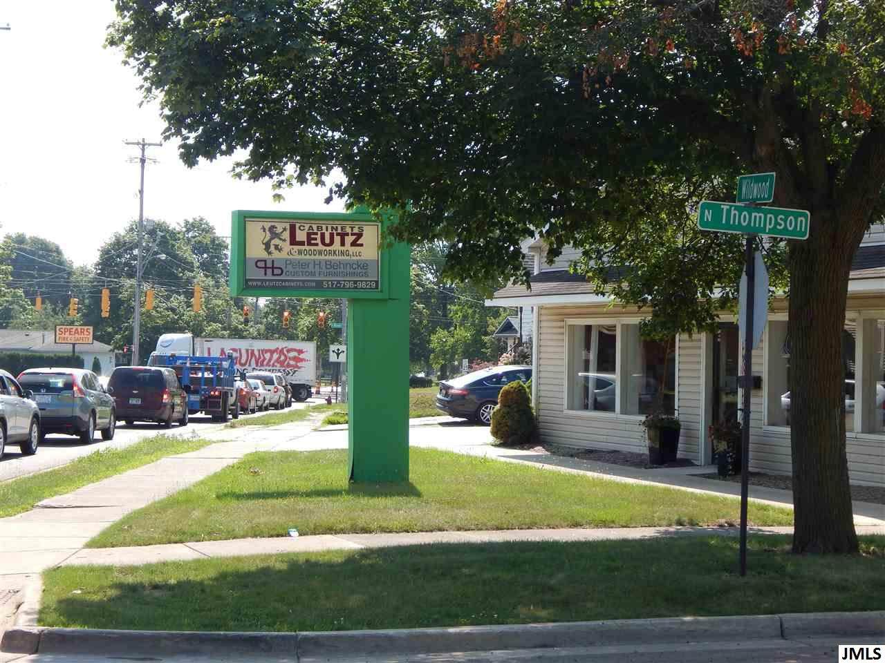 1215 Wildwood Ave - Photo 1