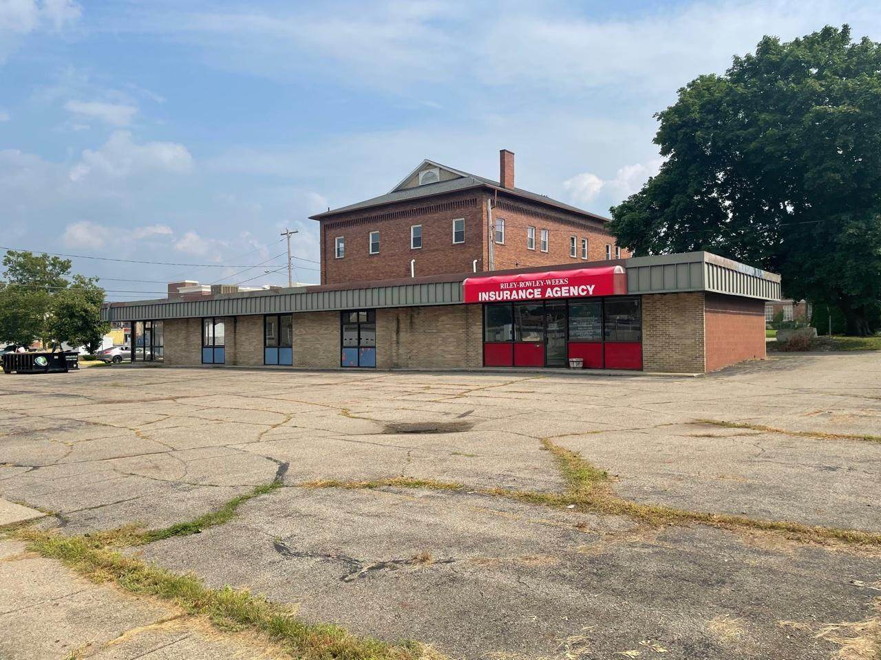 205 Cass Street - Photo 1