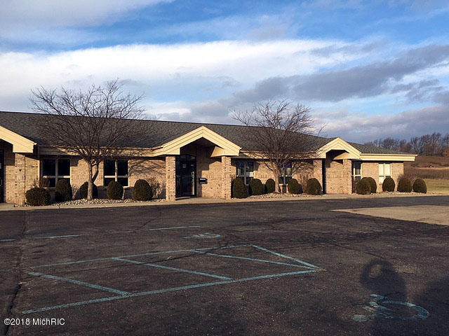 576 Olds Street - Photo 1