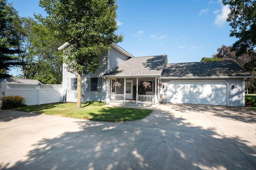 502 Telegraph Street - Photo 1