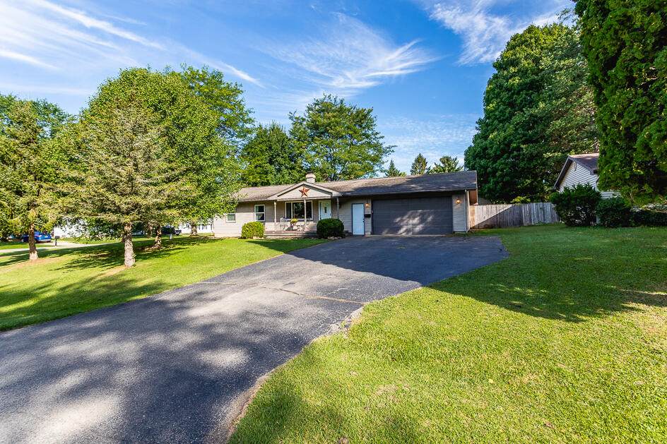 5314 Balomarl Drive - Photo 1
