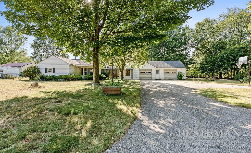 3249 De Feyter Street - Photo 1
