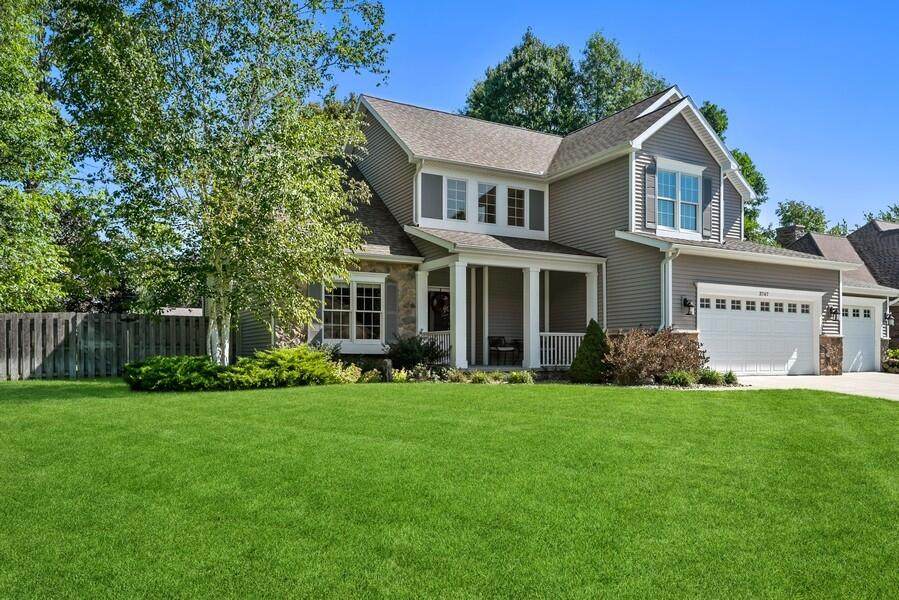 3767 Fox Crossing - Photo 1