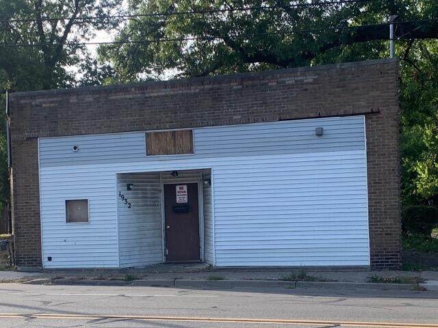 1932 Portage Street - Photo 1