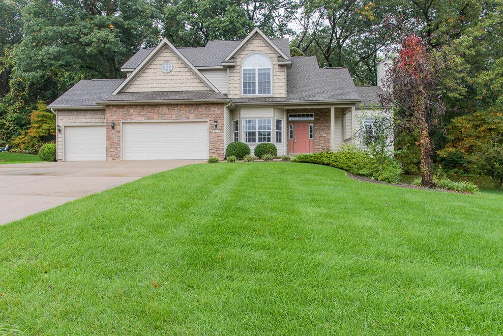 8124 Petoskey Street - Photo 1