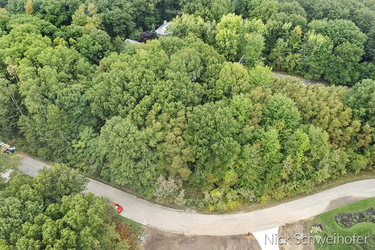 988 Ridgeview Lane - Photo 1
