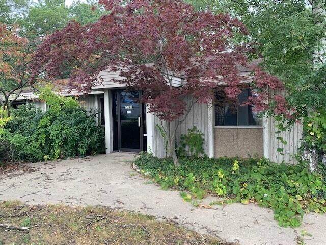 2340 Glade Street - Photo 1