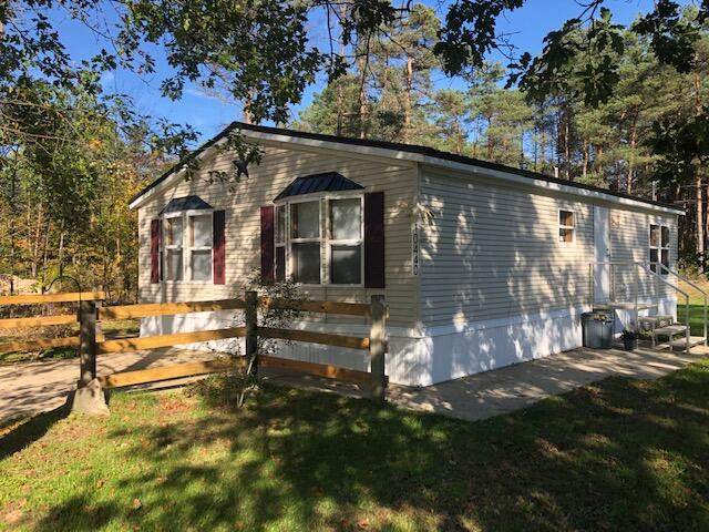 10440 90th Avenue - Photo 1