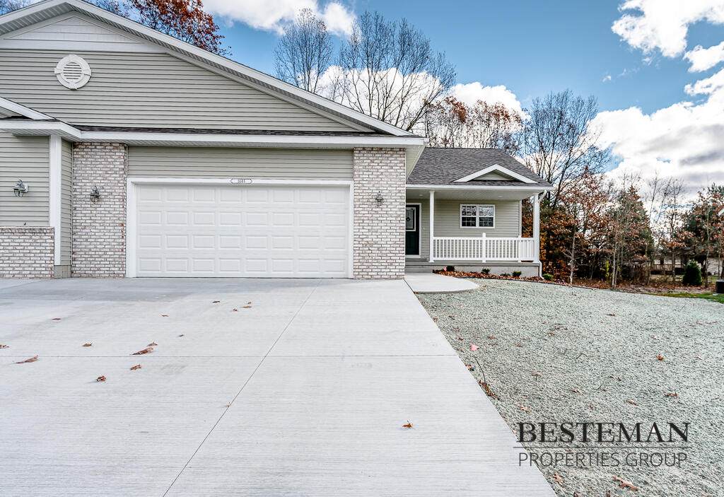 1440 Addison Way - Photo 1
