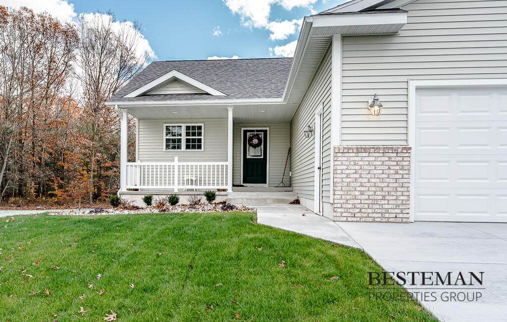 1460 Addison Way - Photo 1