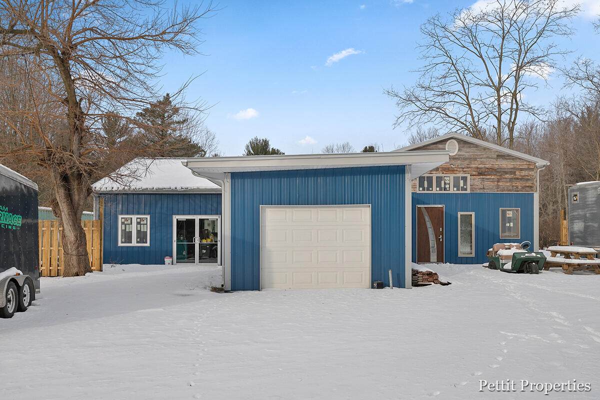 19310 Blue Star Highway - Photo 1