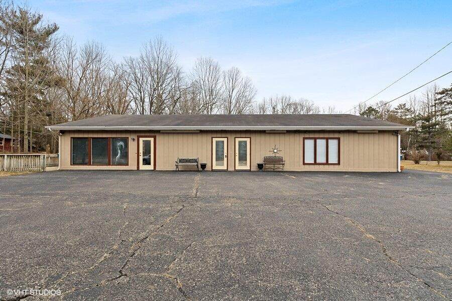 11947 Red Arrow Highway - Photo 1