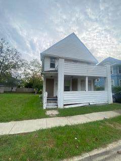 1013 2nd Street - Photo 1