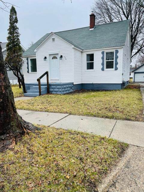 694 isabella Avenue - Photo 1