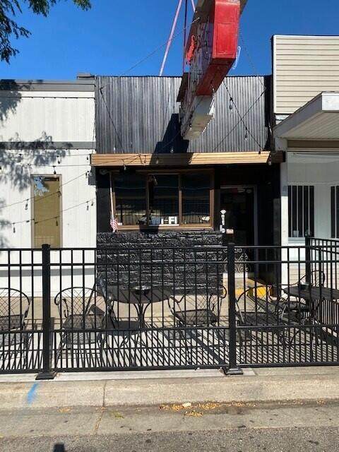 203 James Street - Photo 1