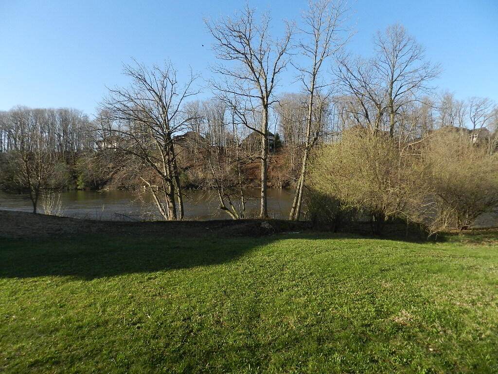 https://bt-photos.global.ssl.fastly.net/swmich/orig_boomver_1_22013500-2.jpg