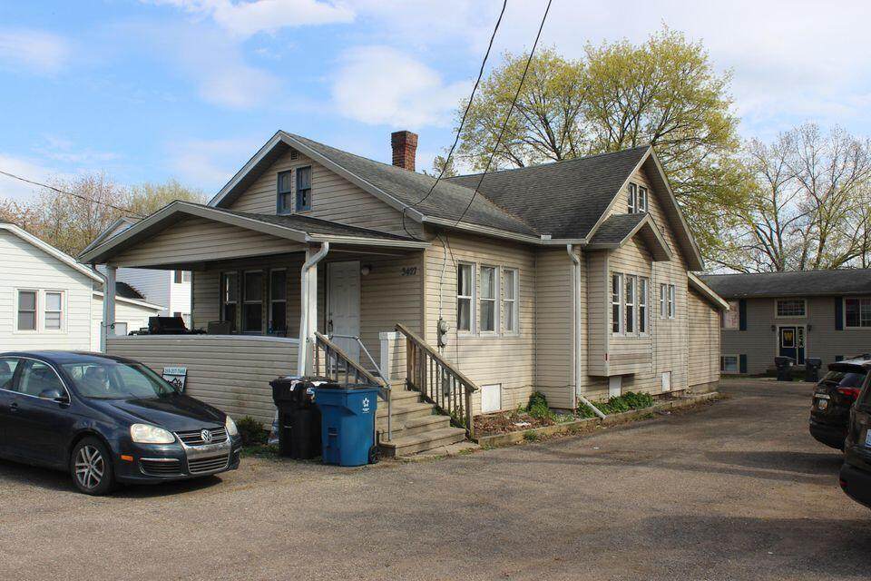 3427/3429 Michigan Avenue - Photo 1