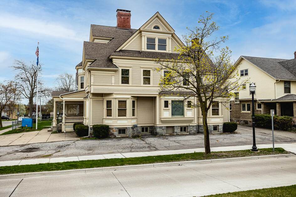 601 Jackson Street - Photo 1