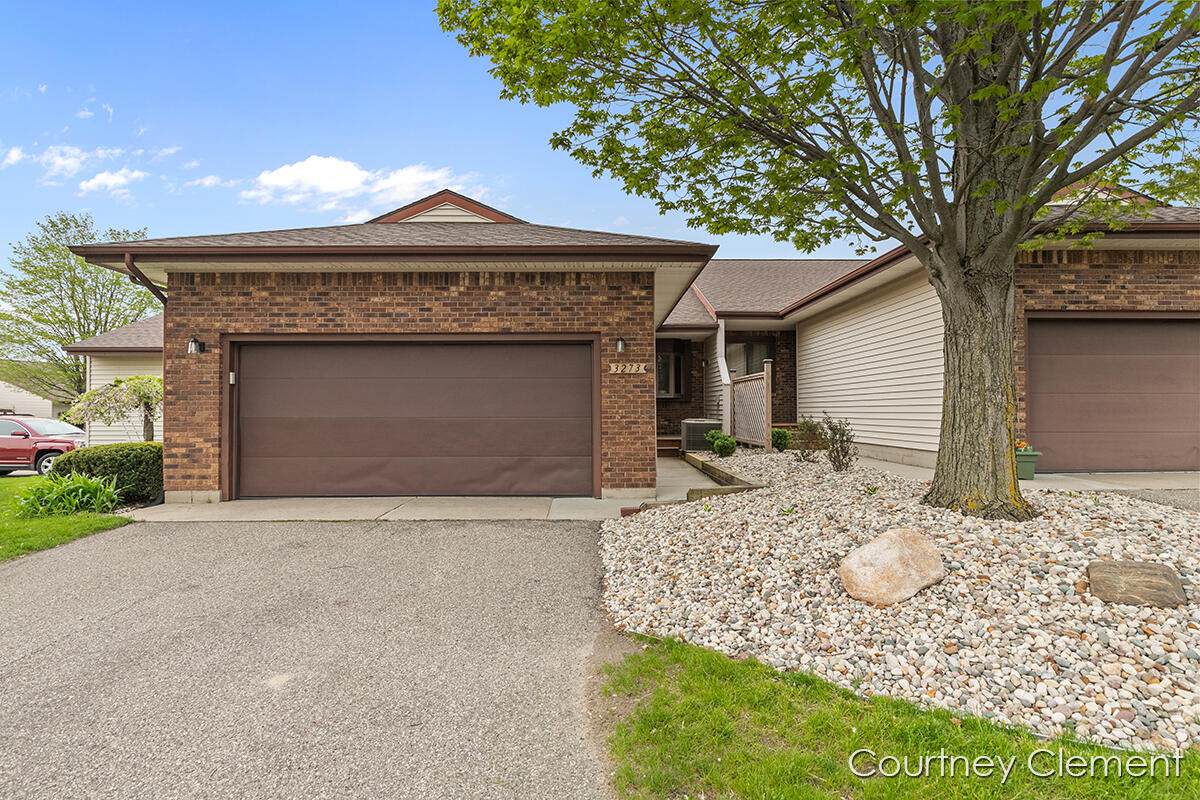 3273 Greenvale Court - Photo 1