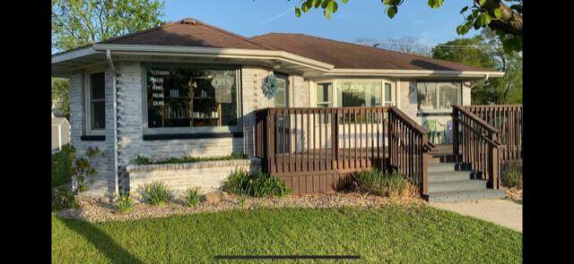 1917 Ruddiman Drive - Photo 1