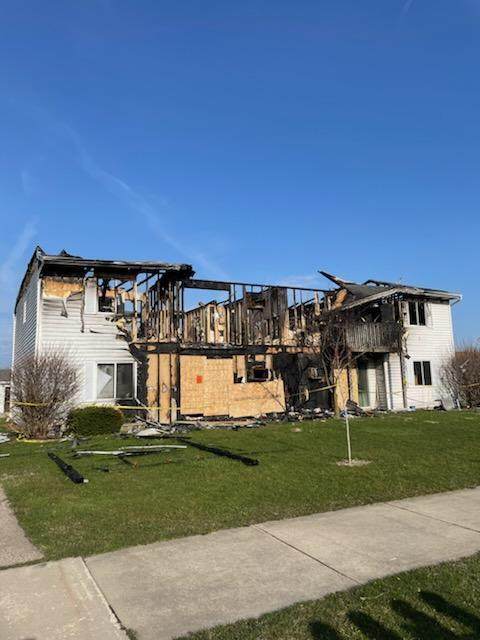 440 Stratford Way - Photo 1