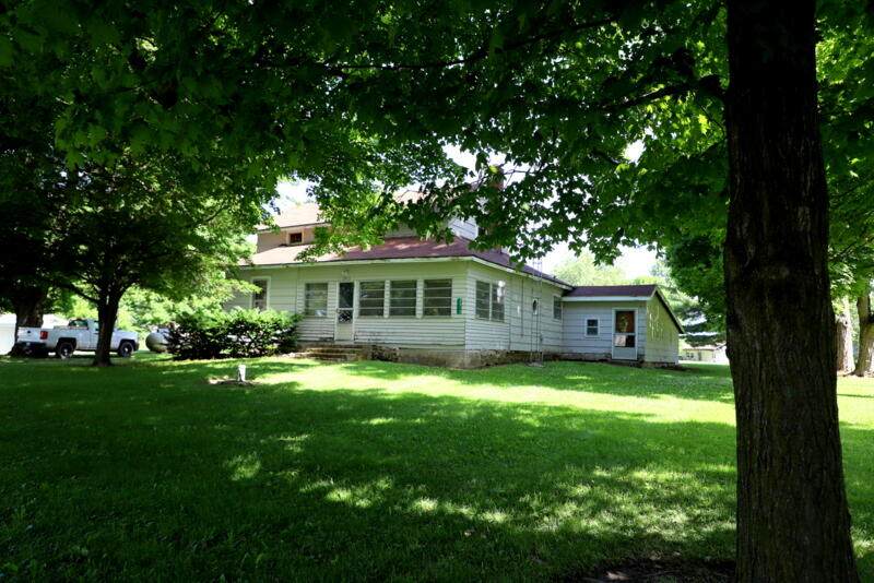 2512 Montgomery Road - Photo 1