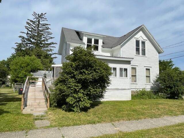109 Columbia Avenue - Photo 1