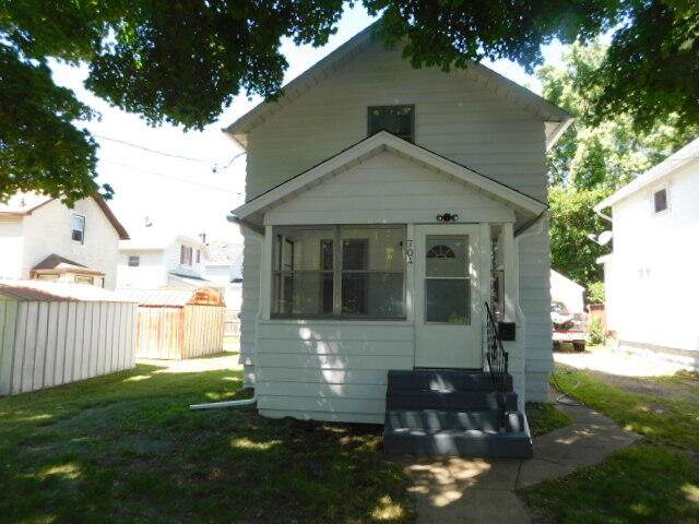 704 Orange Street - Photo 1