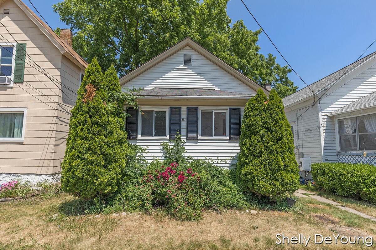 861 Fourth Street - Photo 1