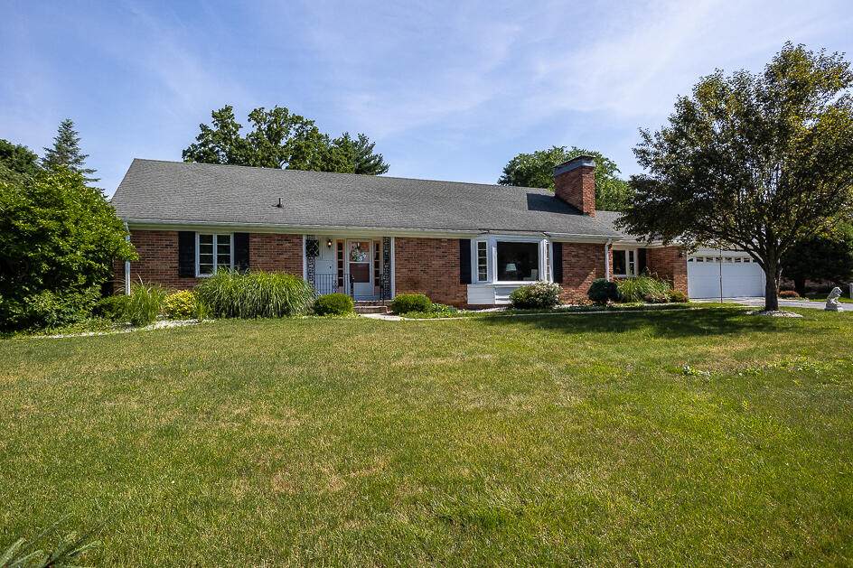 1730 Malvern Drive - Photo 1