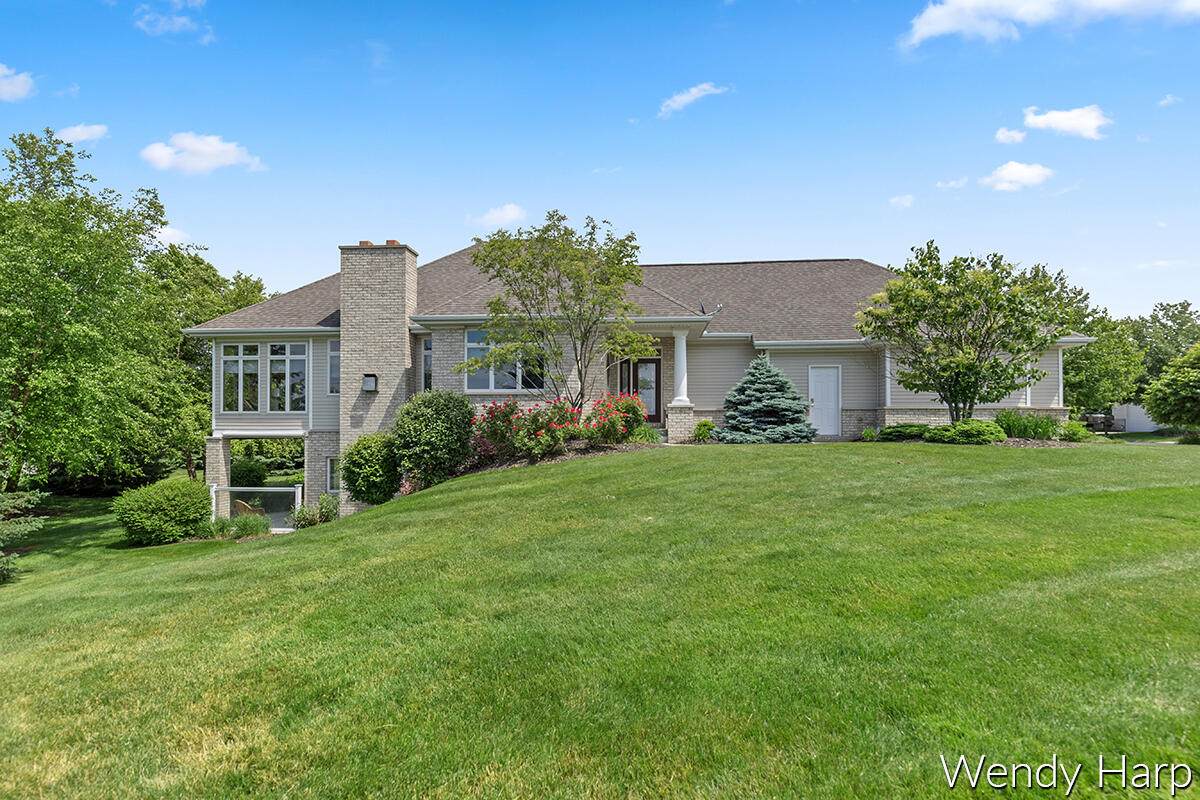 2661 Village Circle Court - Photo 1