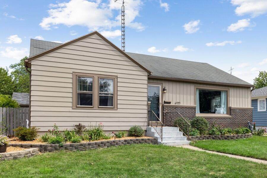 2707 Willa Drive - Photo 1