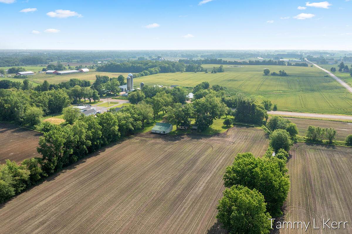 4020-B Blue Star Highway - Photo 1