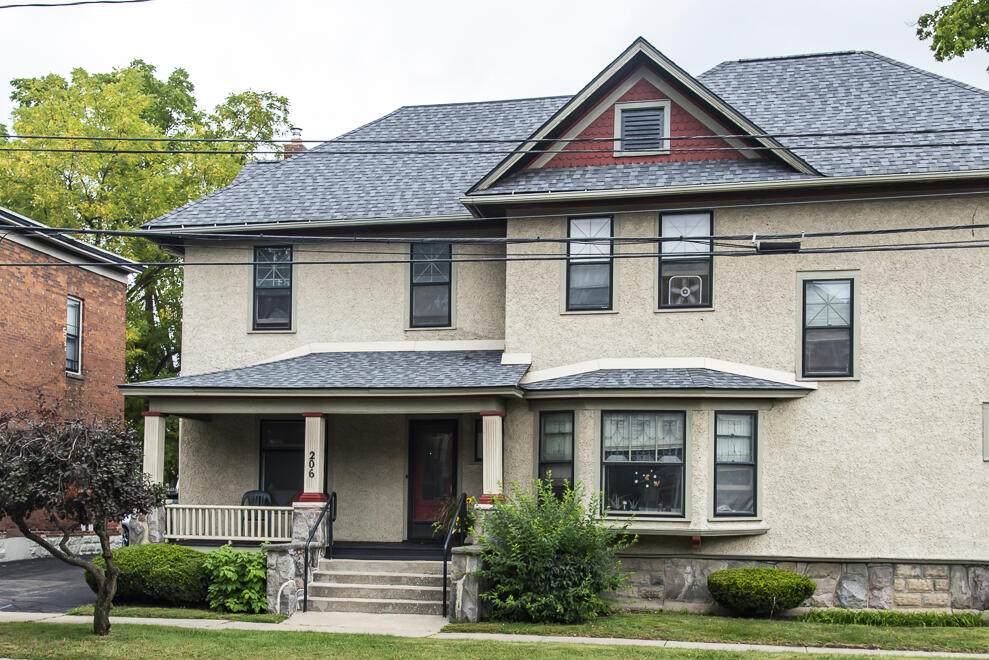 206 Vine Street - Photo 1