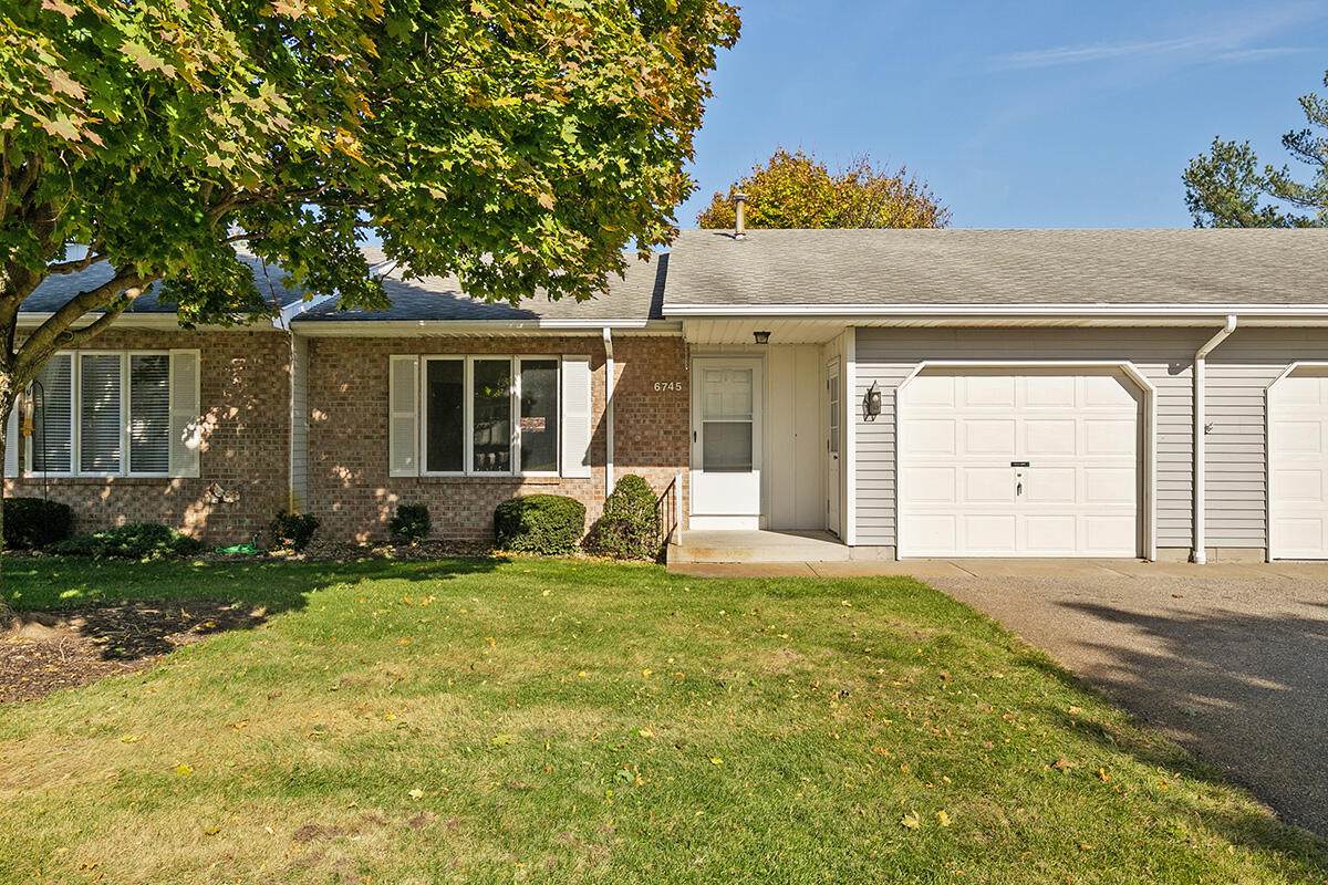 6745 Leisure Creek Drive - Photo 1