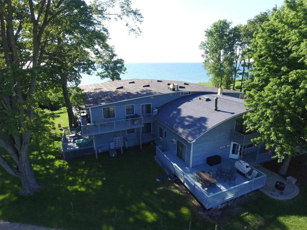 4766 Arbor Avenue - Photo 1