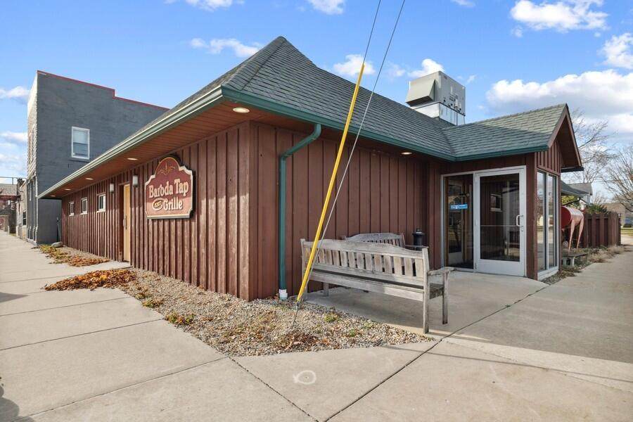 8906 1st Street - Photo 1
