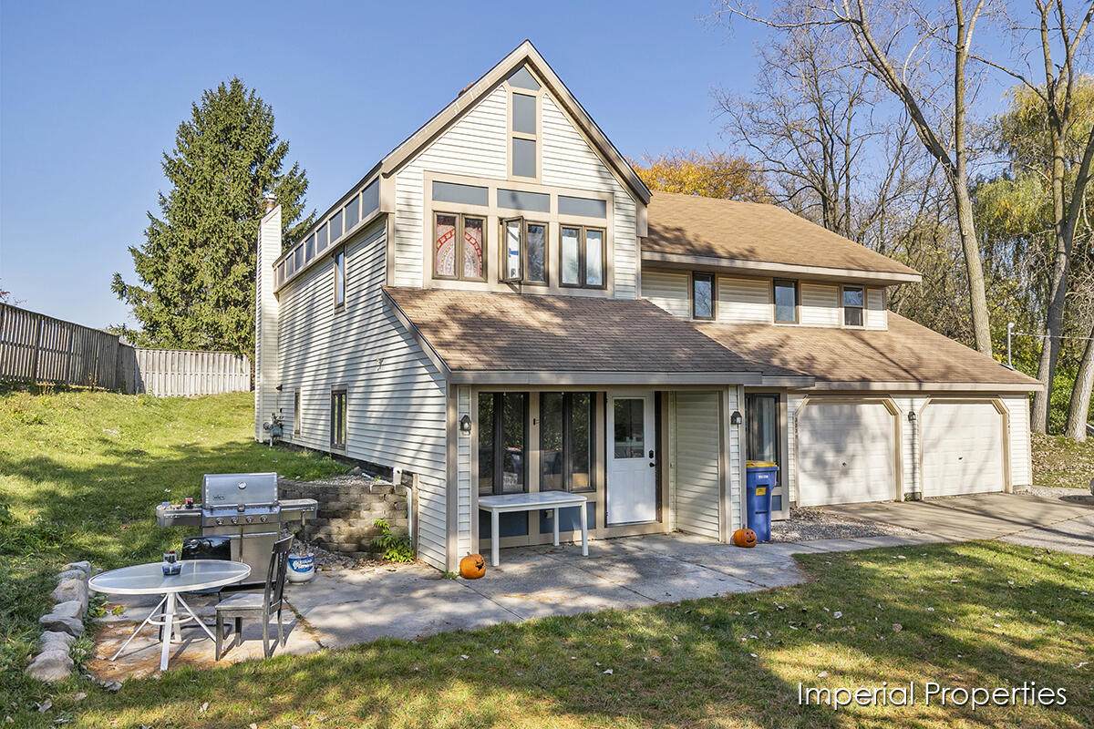3339 Lake Drive - Photo 1