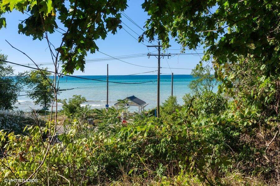 3901 Lake Shore Drive - Photo 1