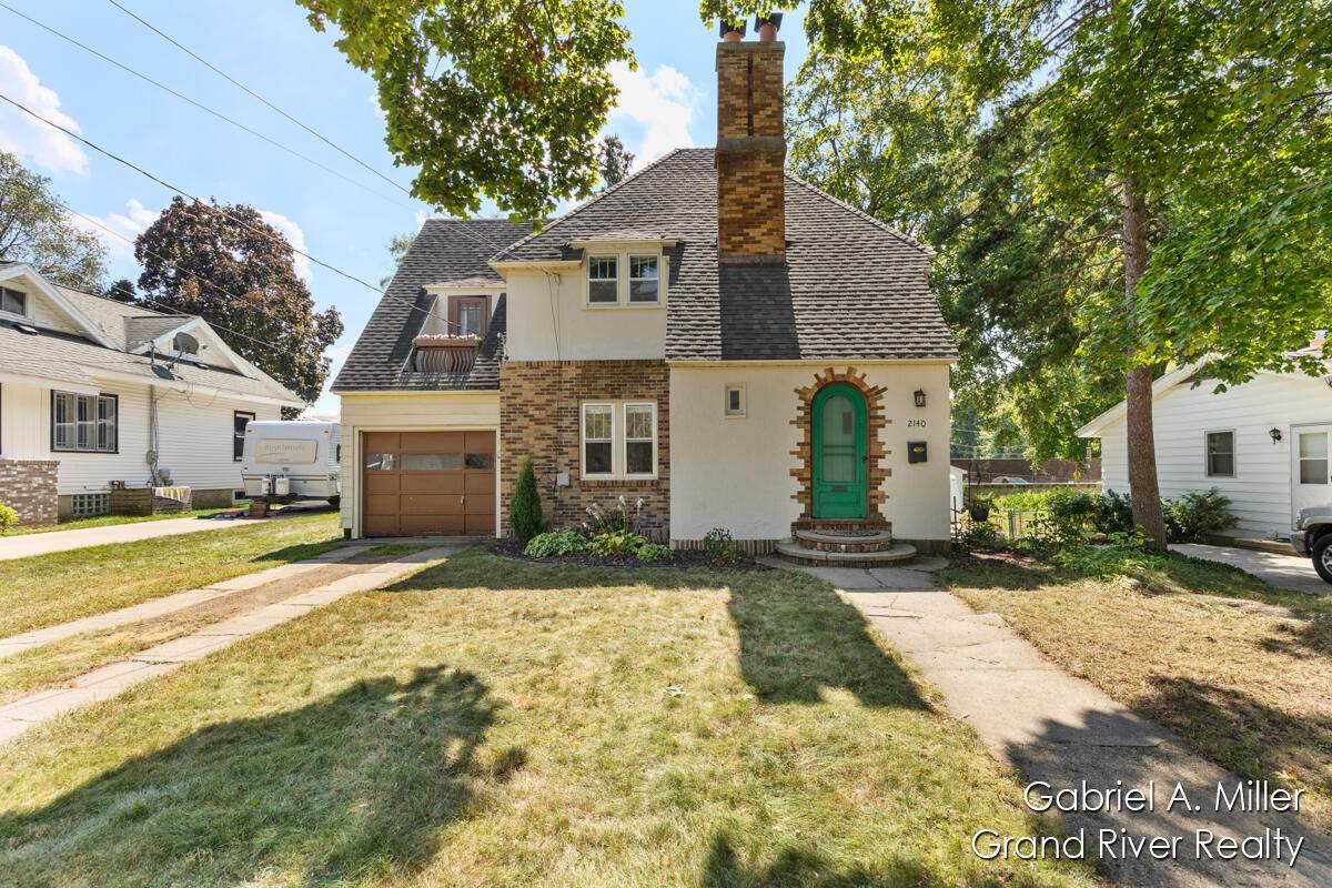 2140 Audobon Street - Photo 1