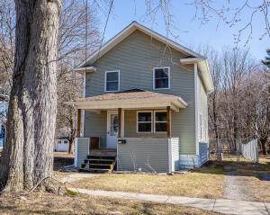 713 Edgewood Street - Photo 1
