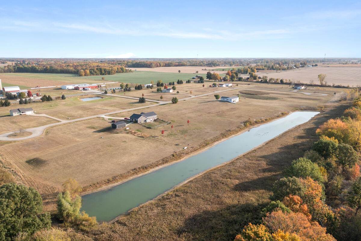 4723 Meadow View Drive - Photo 1