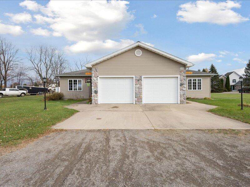 1617-1619 Wolf Lake Road - Photo 1