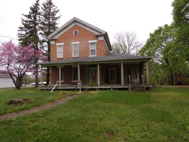 760 Goguac Street - Photo 1