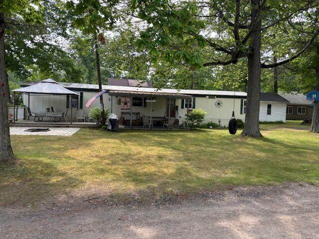 1633 Camp Avenue - Photo 1