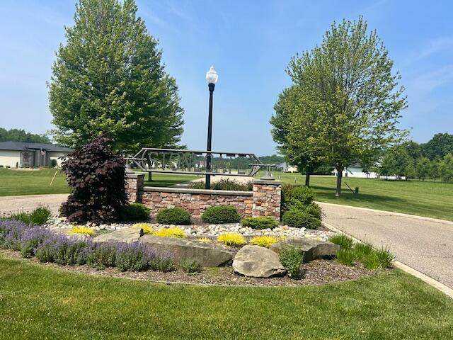 101 Stonegate Drive - Photo 1