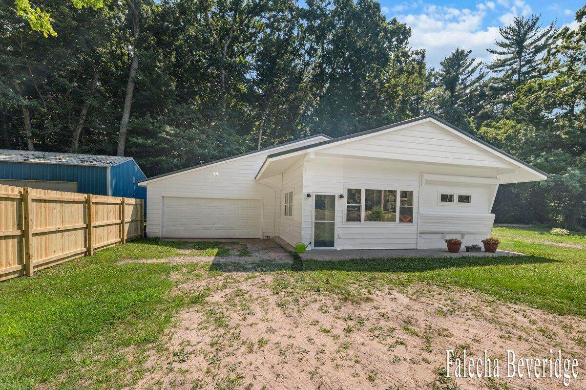 1202 Lincoln Road - Photo 1