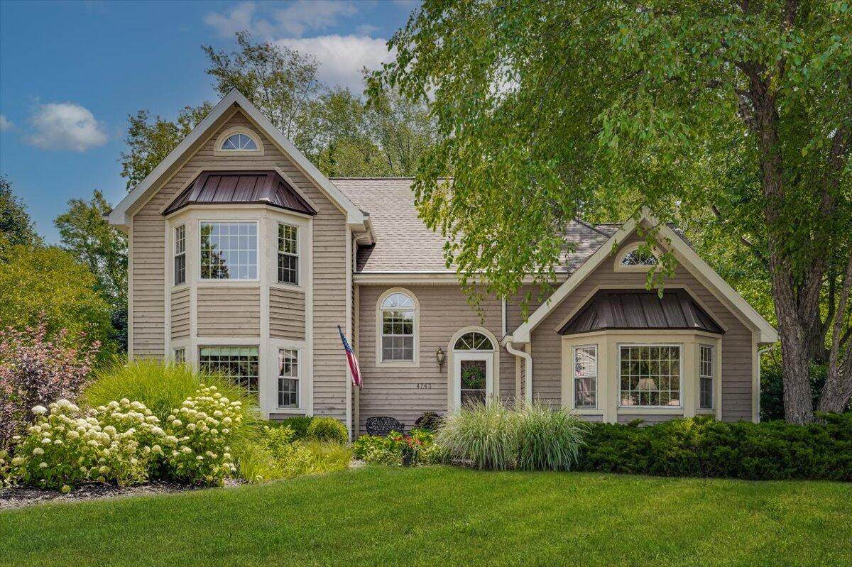 4763 Charlestown Drive - Photo 1