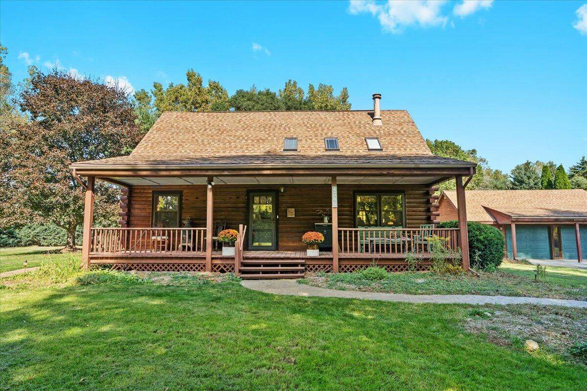 4344 Ehgotz Lane - Photo 1